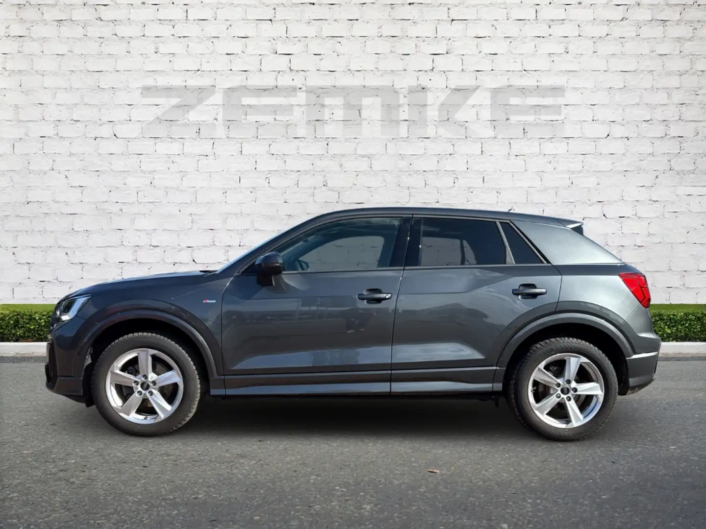 Audi Q2 35 TFSI S tronic S line Navi LED Gris - 2
