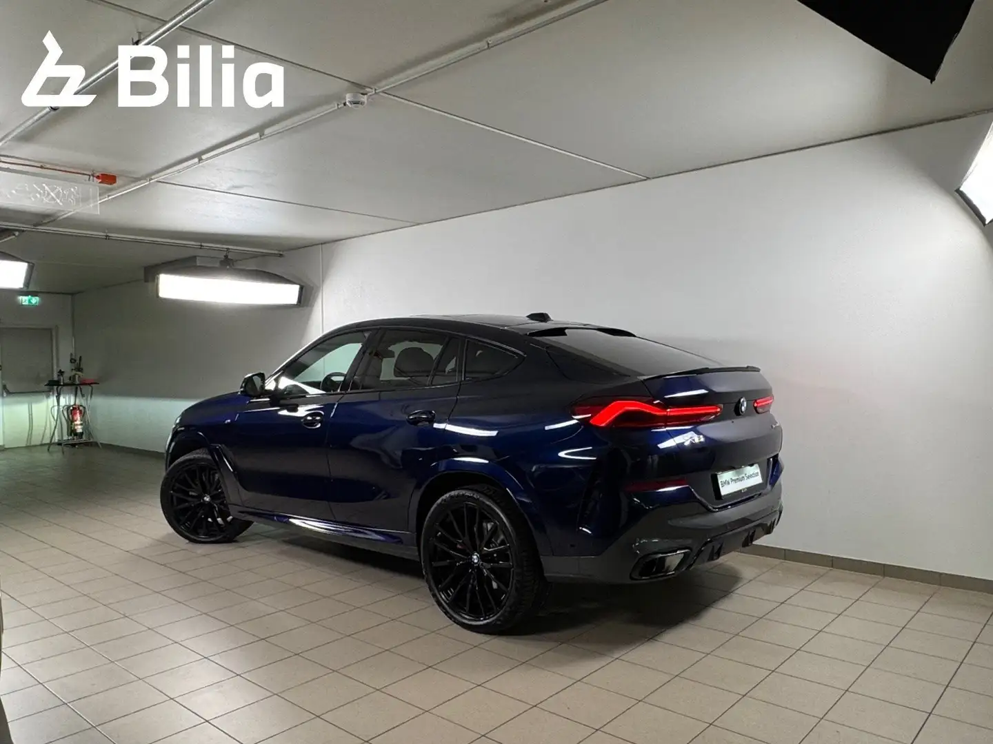 BMW X6 xDrive40d Sportpaket Gestiksteuerung HK HiFi Bleu - 2