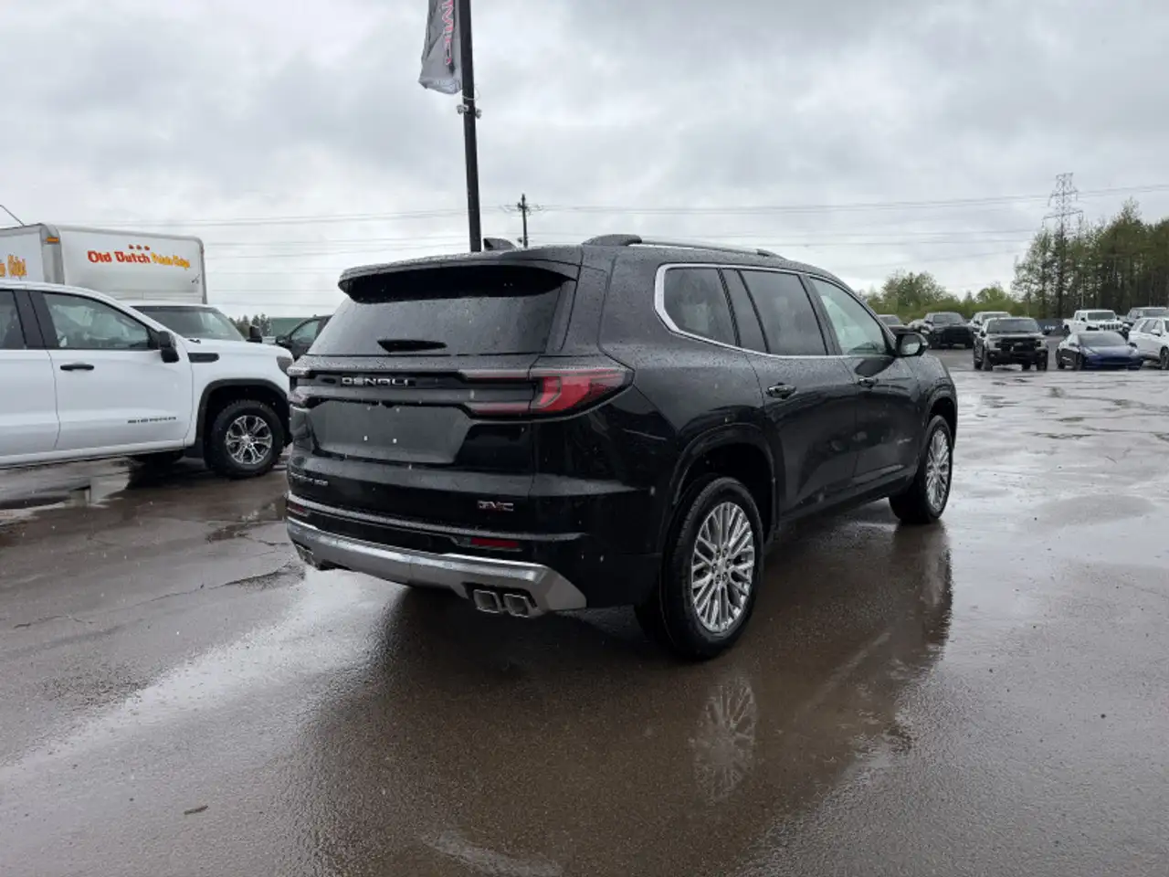 GMC Acadia снимка GMC Acadia