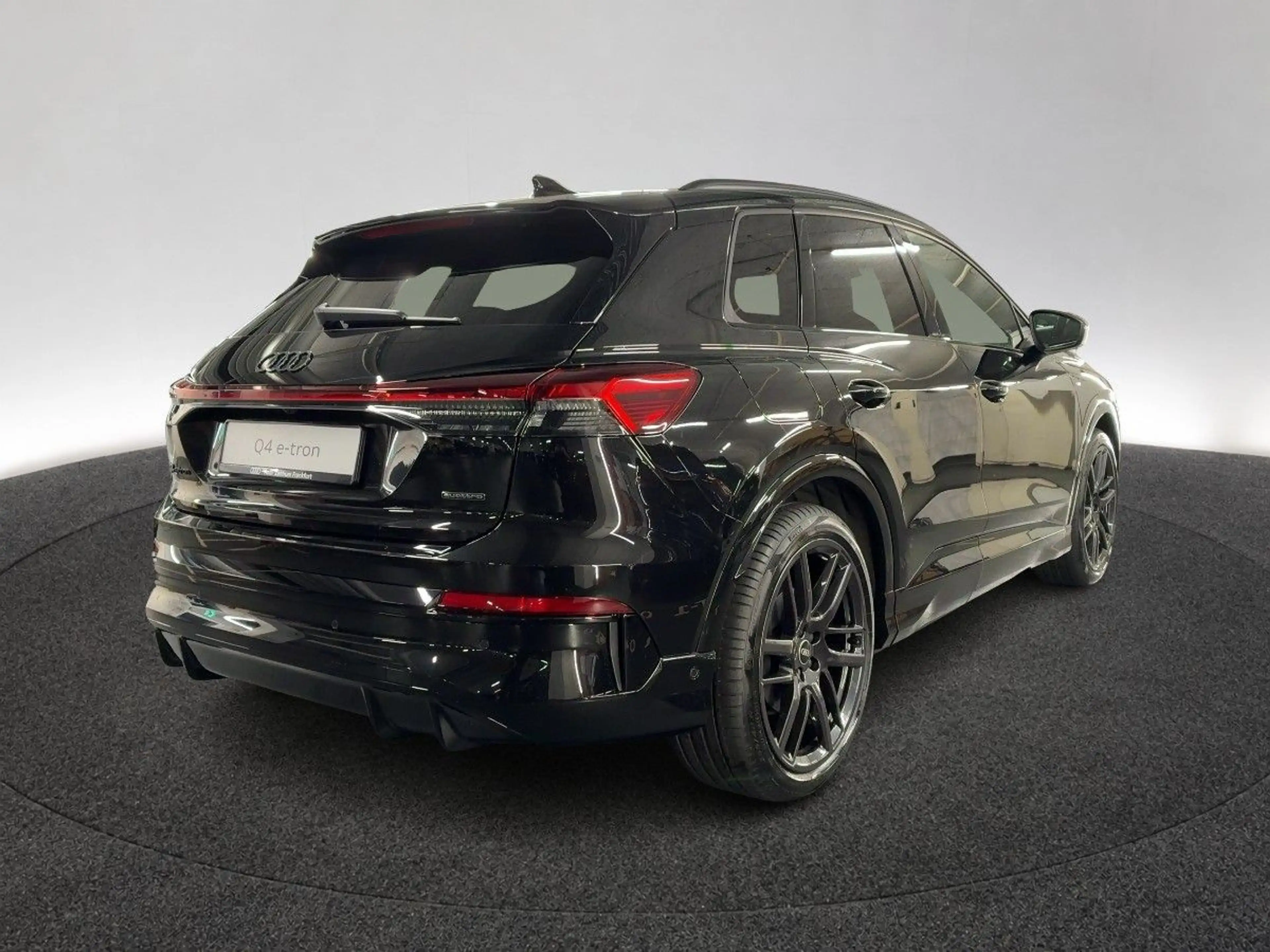 Audi Q4 e-tron quattro performance 250 kW — photo 3
