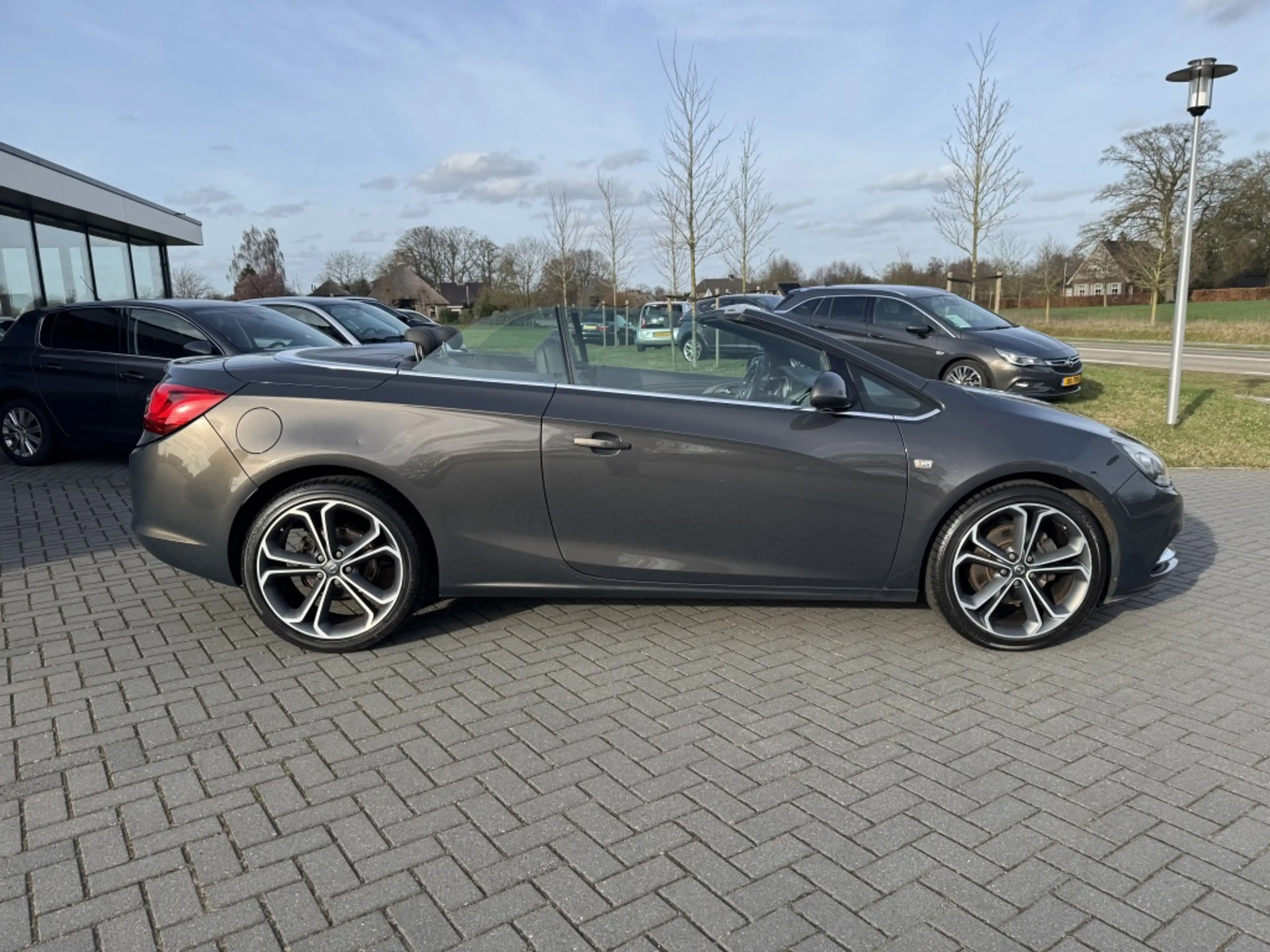 Opel Cascada 1.6 Turbo Cosmo MET NIEUWE MOTOR!!! — photo 8
