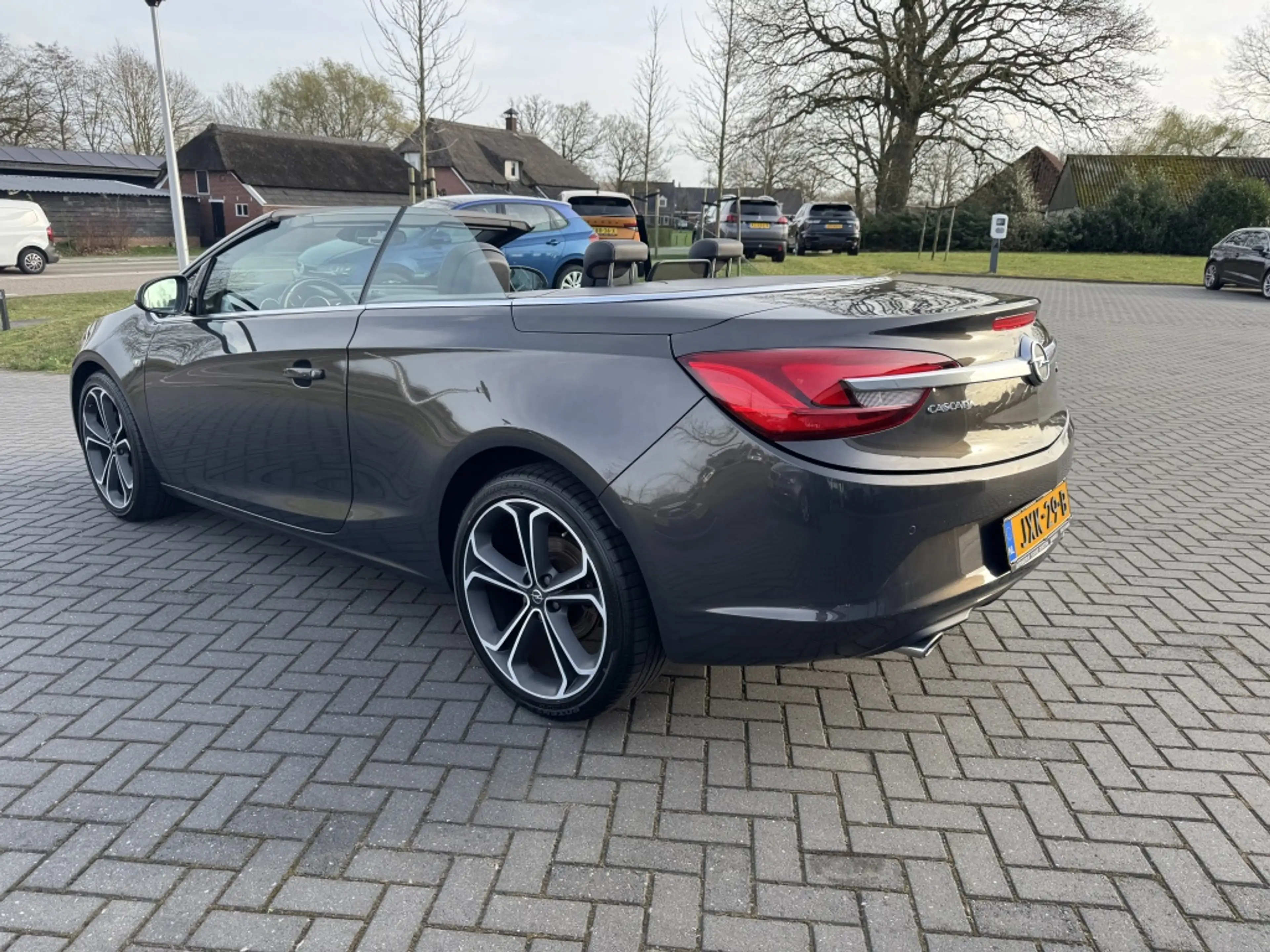 Opel Cascada 1.6 Turbo Cosmo MET NIEUWE MOTOR!!! — photo 5