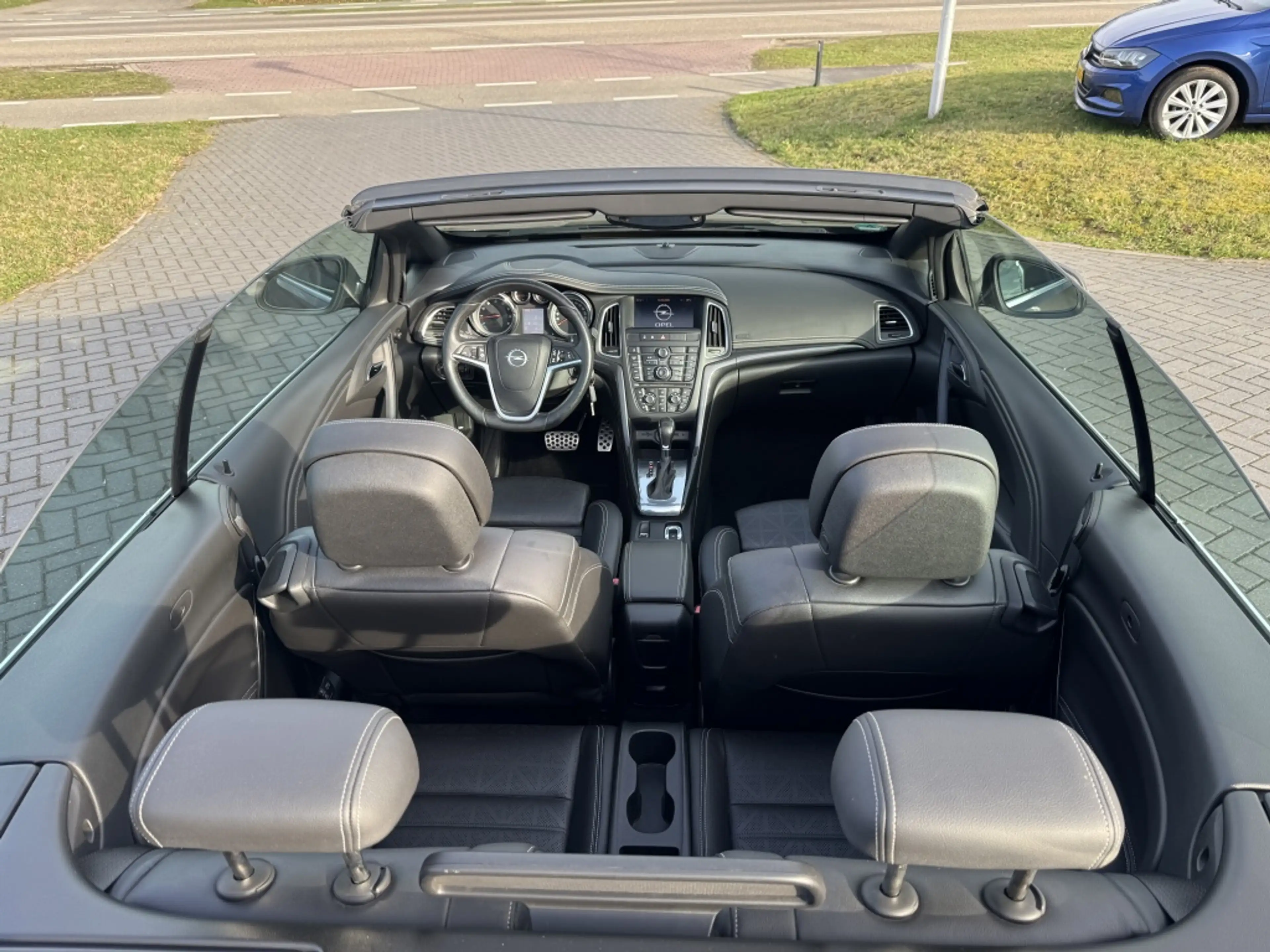 Opel Cascada 1.6 Turbo Cosmo MET NIEUWE MOTOR!!! — photo 9