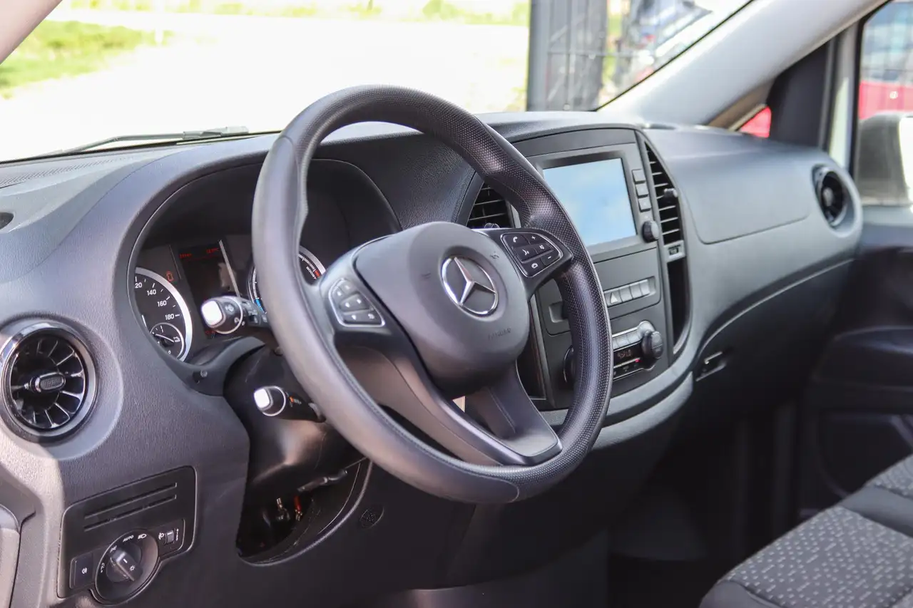 Mercedes-Benz Vito eVito Tourer PRO L2 90 kWh 9-Persoons, DAB, Cruise, миниатюра 3