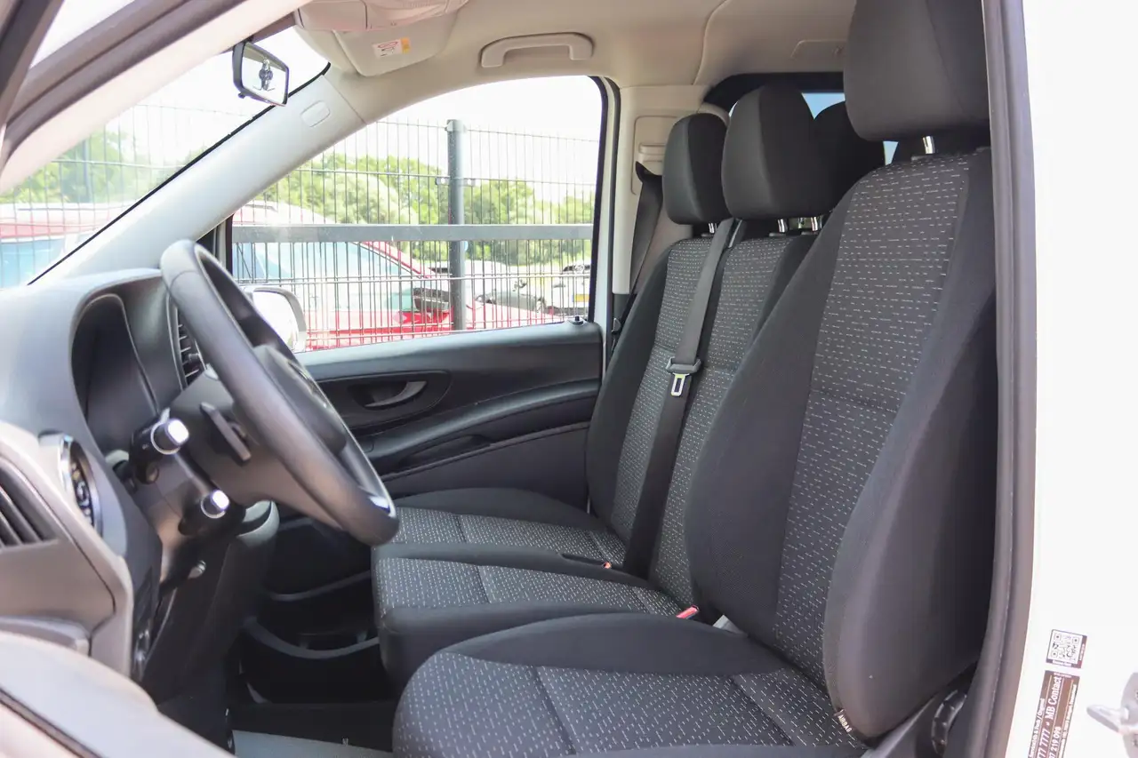 Mercedes-Benz Vito eVito Tourer PRO L2 90 kWh 9-Persoons, DAB, Cruise, миниатюра 4
