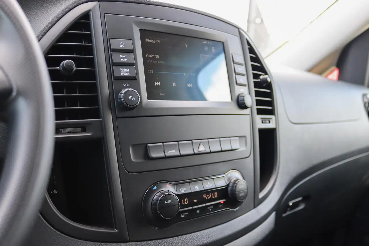 Mercedes-Benz Vito eVito Tourer PRO L2 90 kWh 9-Persoons, DAB, Cruise, миниатюра 17
