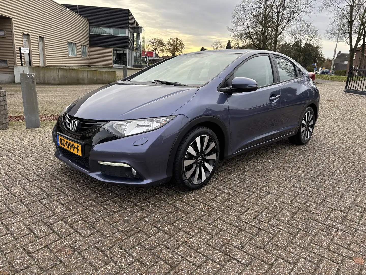Honda Civic 1.8 Sport 150 pk [ fm navi,camera,ecc,cruise,lmv ] Bleu - 1