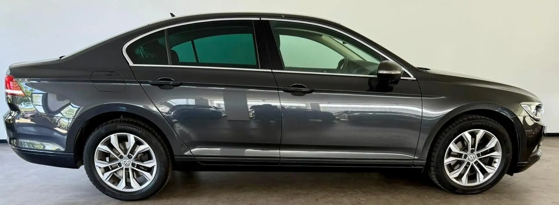 Volkswagen Passat Volkswagen Passat,LED,ACC,3ZONENKLIMA, Schwarz - 2