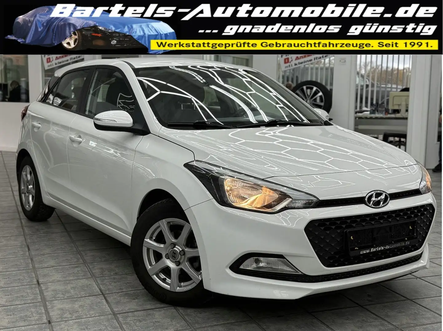 Hyundai i20 1.2 Classic, 2.Hand, Klima, Allwetter Weiß - 1