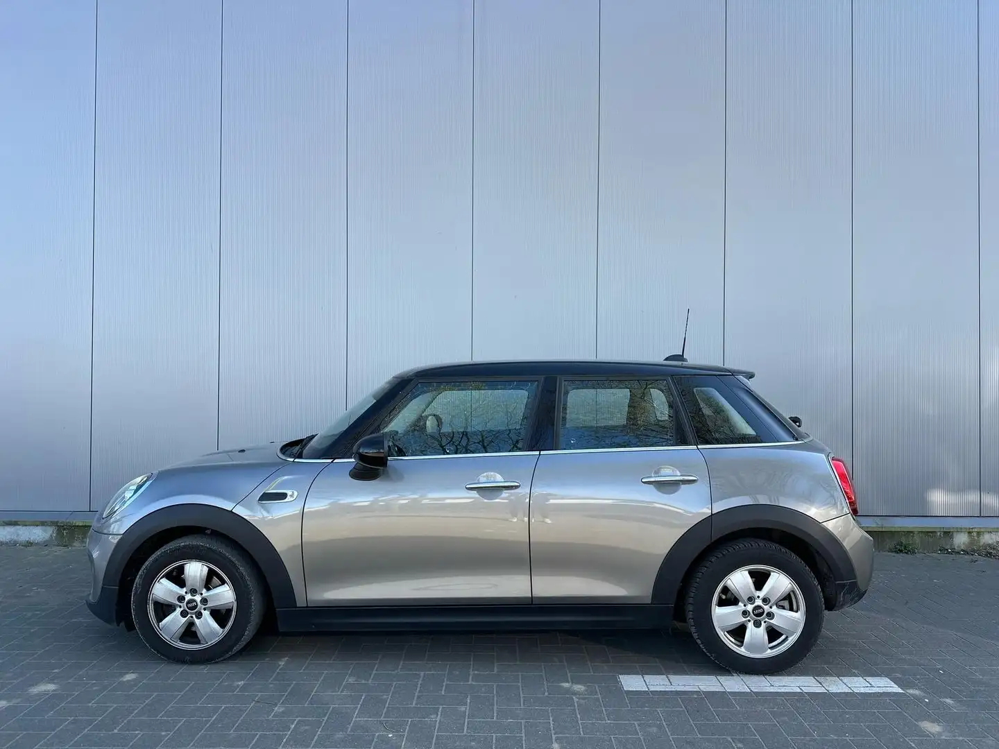 MINI Cooper D 1.5 (EU6c) Beige - 2