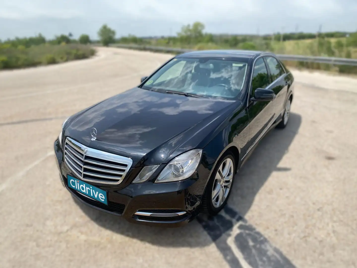 Mercedes-Benz E 300 BT Hybrid Avantgarde Negro - 2