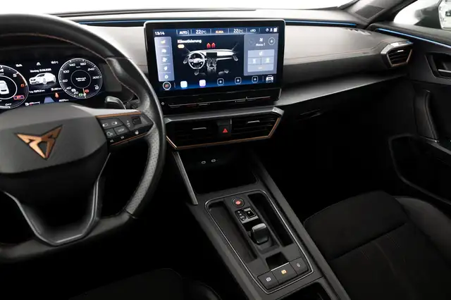 Cupra Formentor view 11