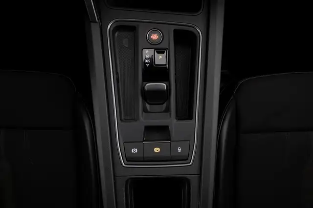 Cupra Formentor view 7