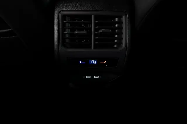 Cupra Formentor view 12