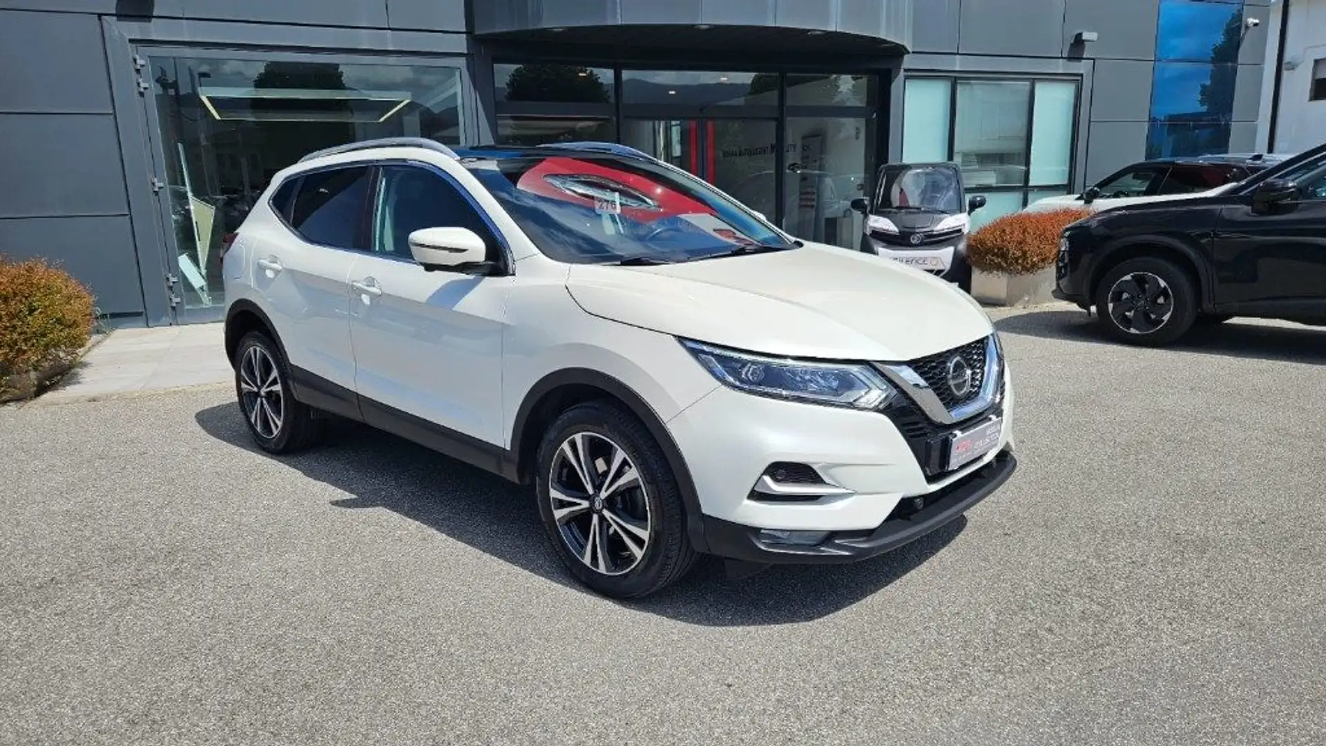 Nissan Qashqai 1.5 dCi 115 CV DCT N-Connecta Blanco - 2