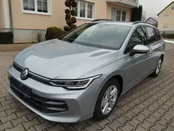 Volkswagen Golf VIII Variant 2.0 TDI 110 kW Life, Navi, PDC