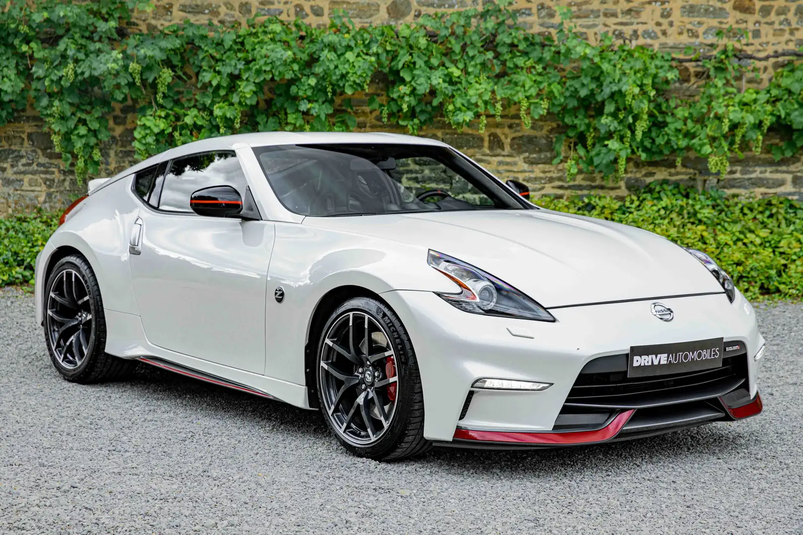 Nissan 370Z 370Z Nismo V2 - Pearl White / Full service history Blanco - 1