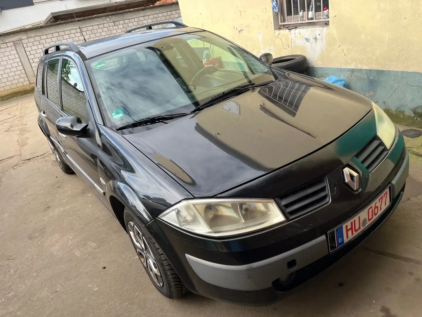 Renault Megane 1.9 dCi Grandtour Dynamique Noir - 1