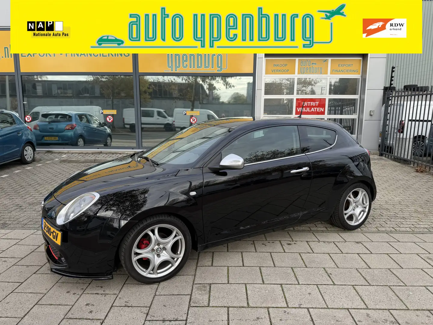 Alfa Romeo MiTo 0.9 TwinAir Junior * 84.629 Km * Airco * Cruise Co Zwart - 1