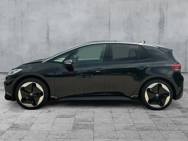 Volkswagen Id.3 view 4