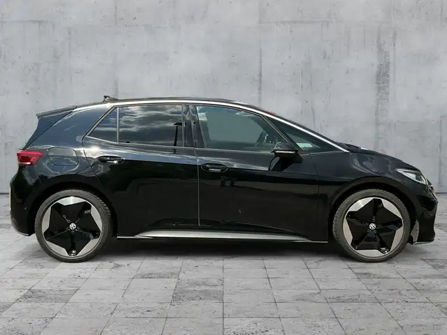Volkswagen Id.3 view 7