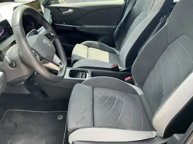 Volkswagen Id.3 view 12