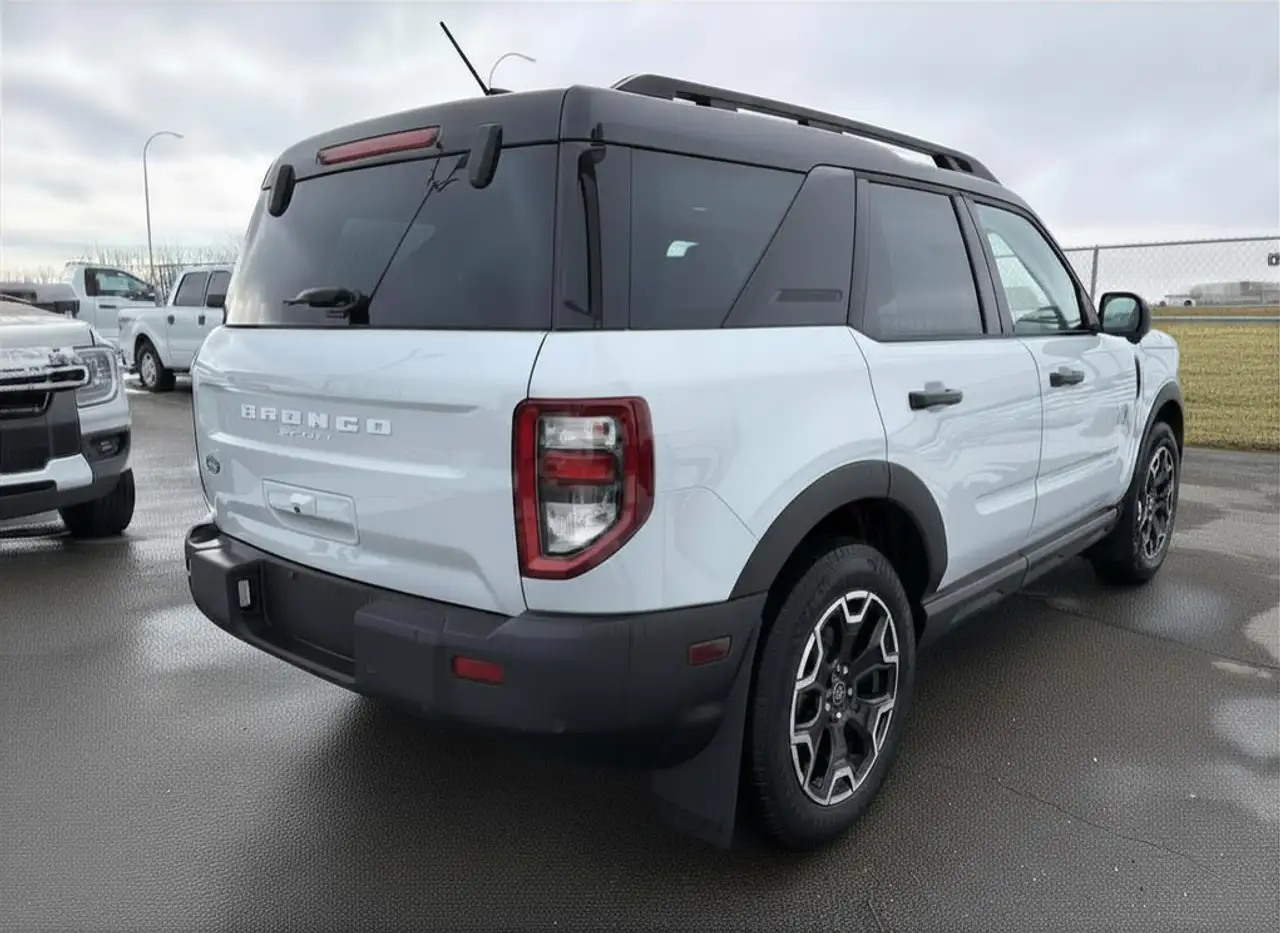 Ford Bronco Sport снимка Ford Bronco Sport