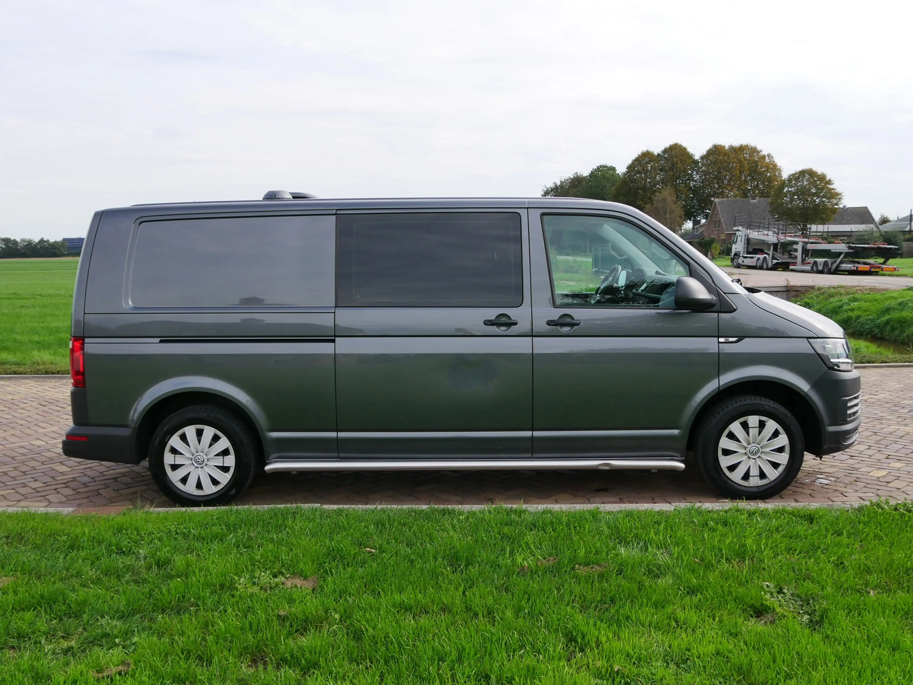 Volkswagen Transporter 2.0 TDI L2H1 Highline 110kW DSG | AC | NAVI | CAME — photo 6