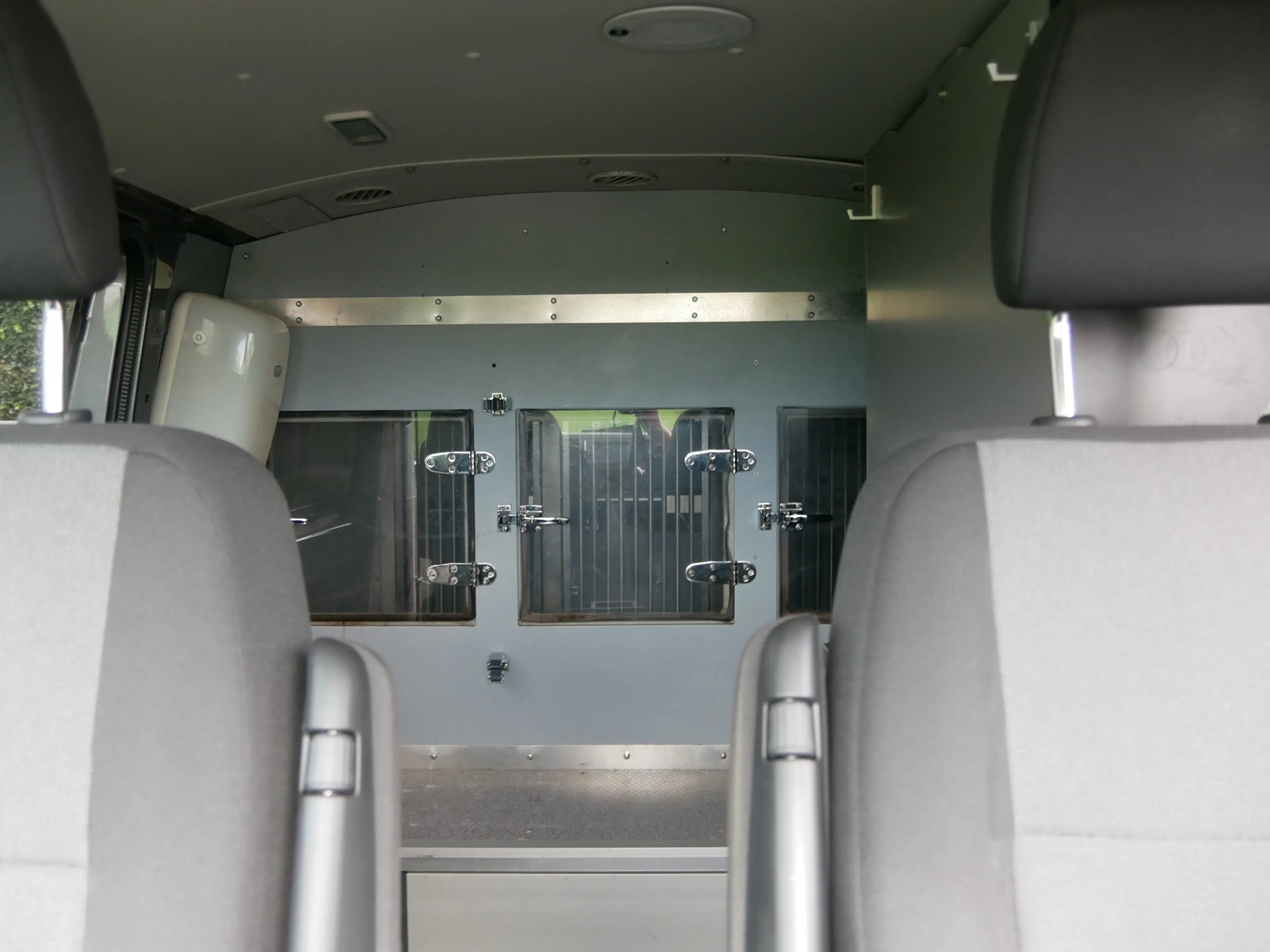 Volkswagen Transporter 2.0 TDI L2H1 Highline 110kW DSG | AC | NAVI | CAME — photo 15
