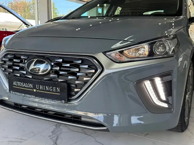 Hyundai IONIQ view 8