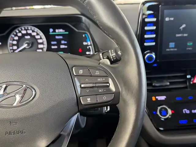 Hyundai IONIQ view 29