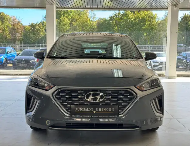 Hyundai IONIQ view 2