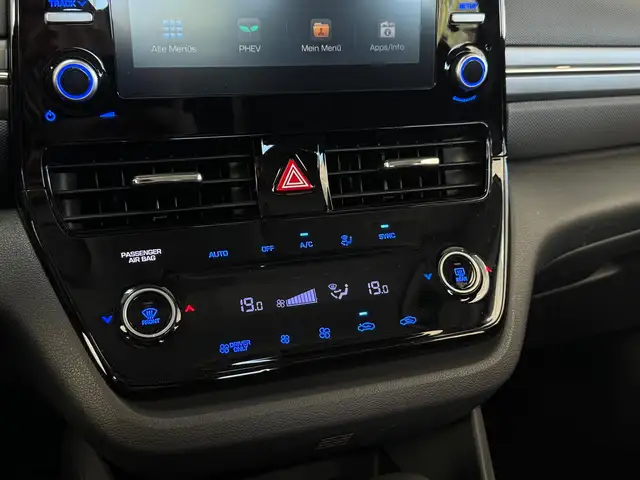Hyundai IONIQ view 22