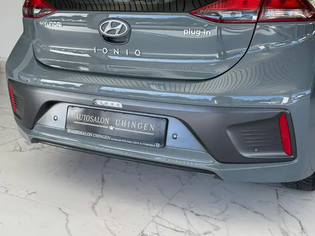 Hyundai IONIQ view 9