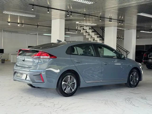 Hyundai IONIQ view 5