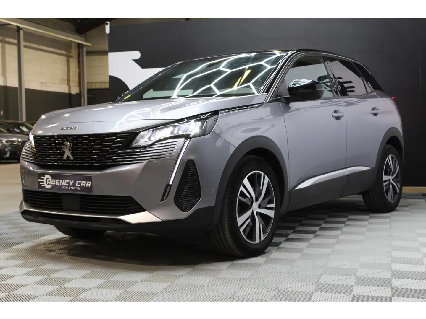 Peugeot 3008 1.5 BlueHDi S\u0026S - 130 - BV EAT8  Allure Pack Grau - 2