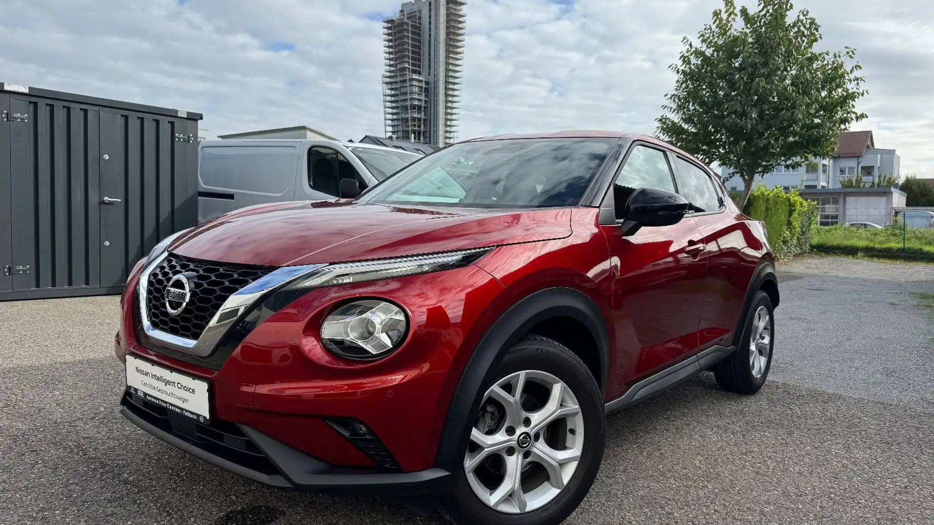 Nissan Juke MT N-Connecta Navi Tech Winter Rot - 1