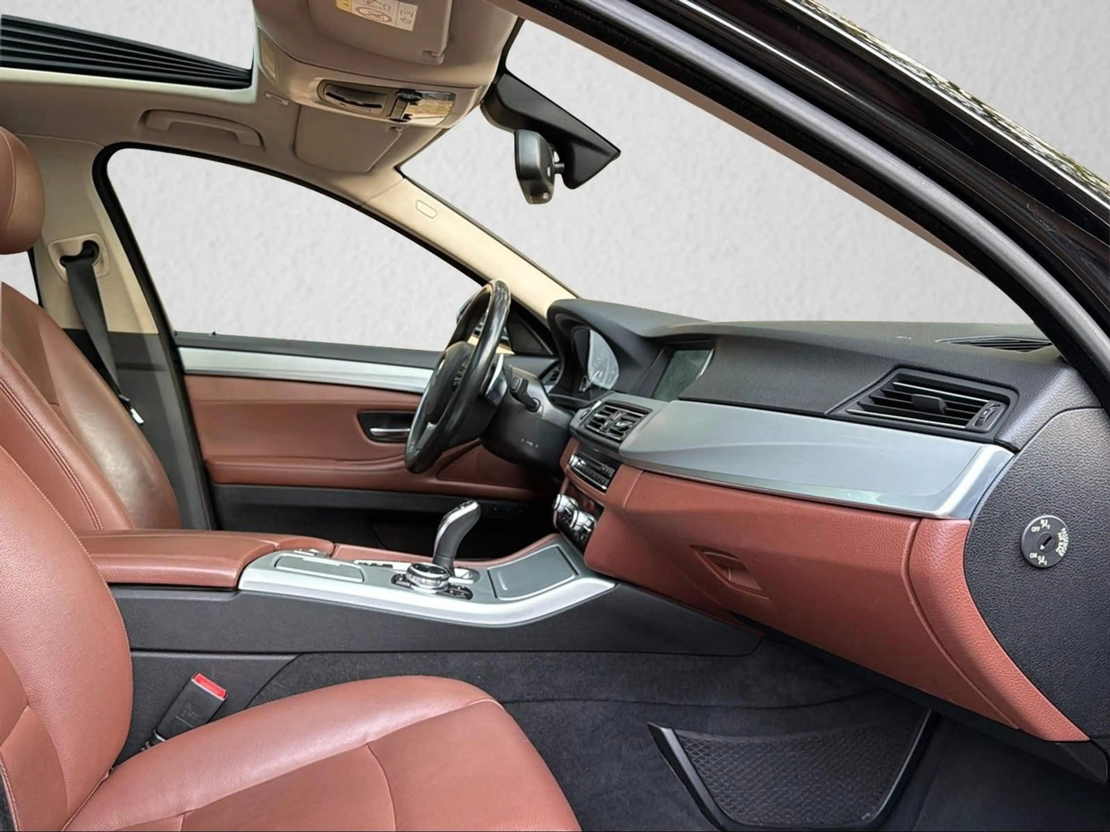 BMW 535 d xDrive Limousine *Schiebedach*Kamera*LED* — photo 9