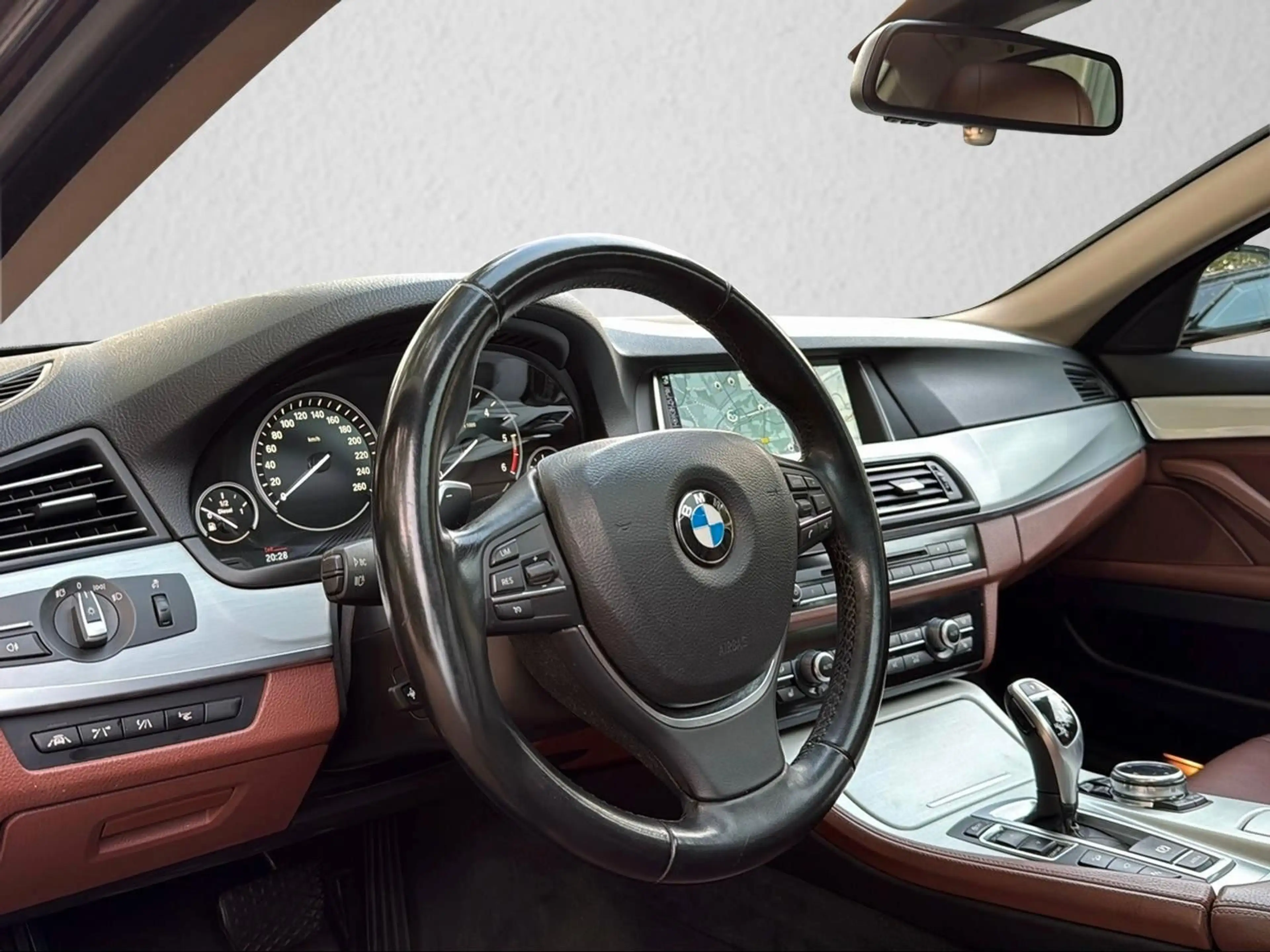 BMW 535 d xDrive Limousine *Schiebedach*Kamera*LED* — photo 13