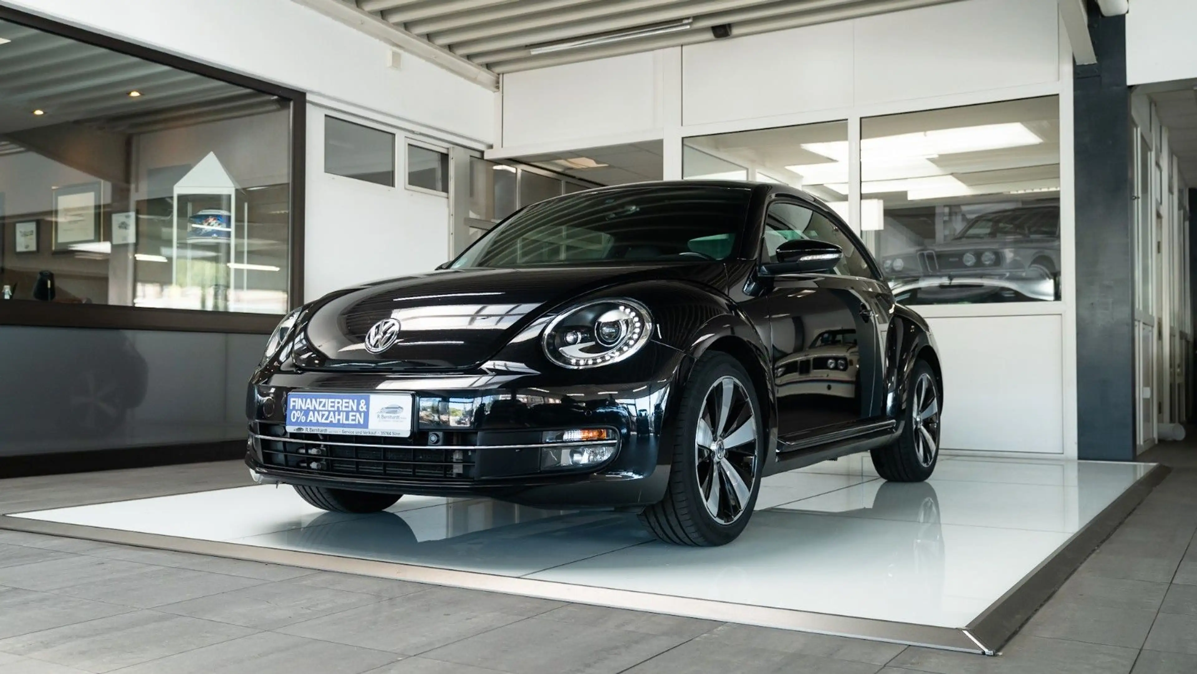 Volkswagen Beetle Lim. Sport BMT PanoDach NAVI uvm. — photo 9