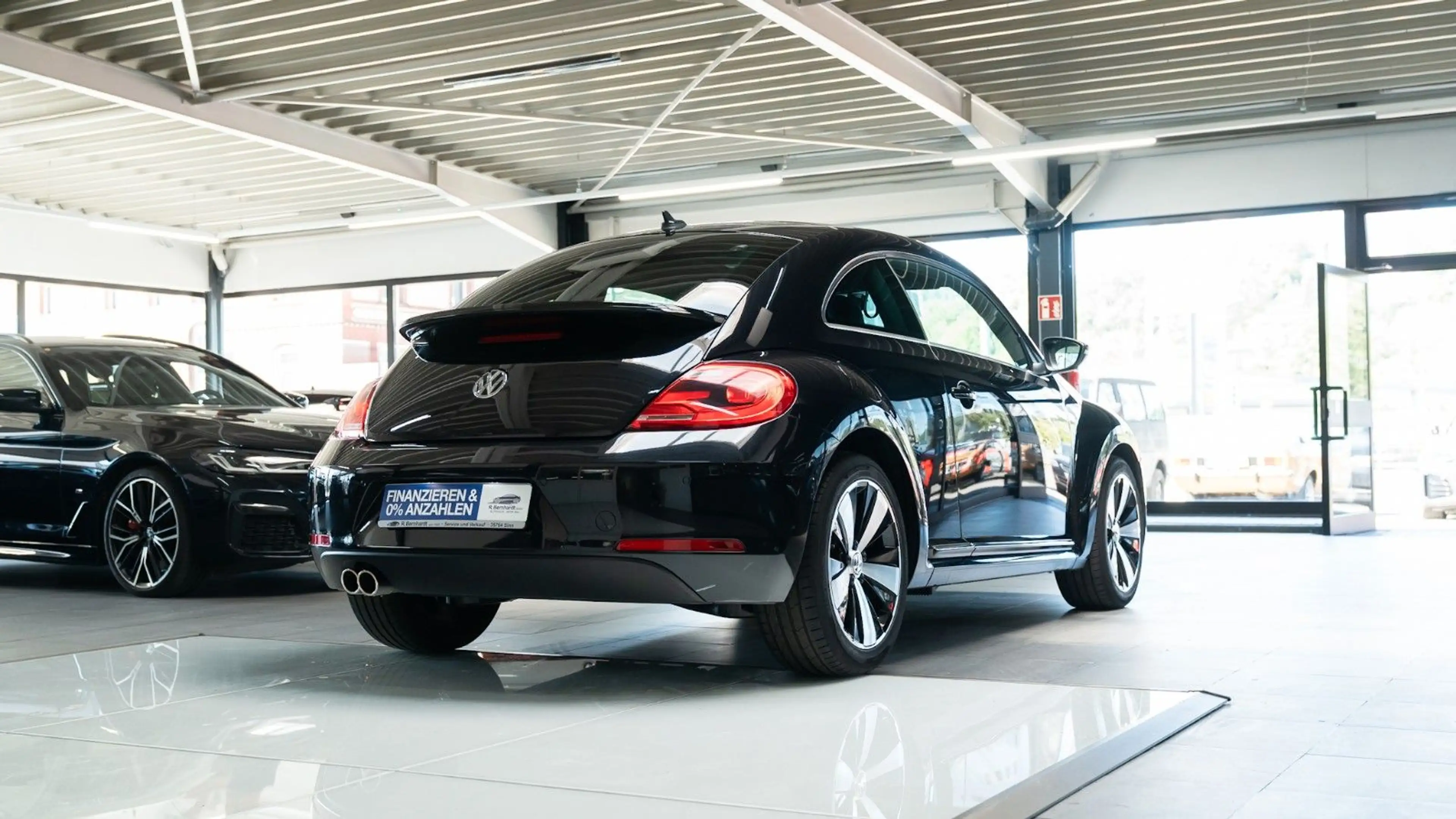 Volkswagen Beetle Lim. Sport BMT PanoDach NAVI uvm. — photo 13