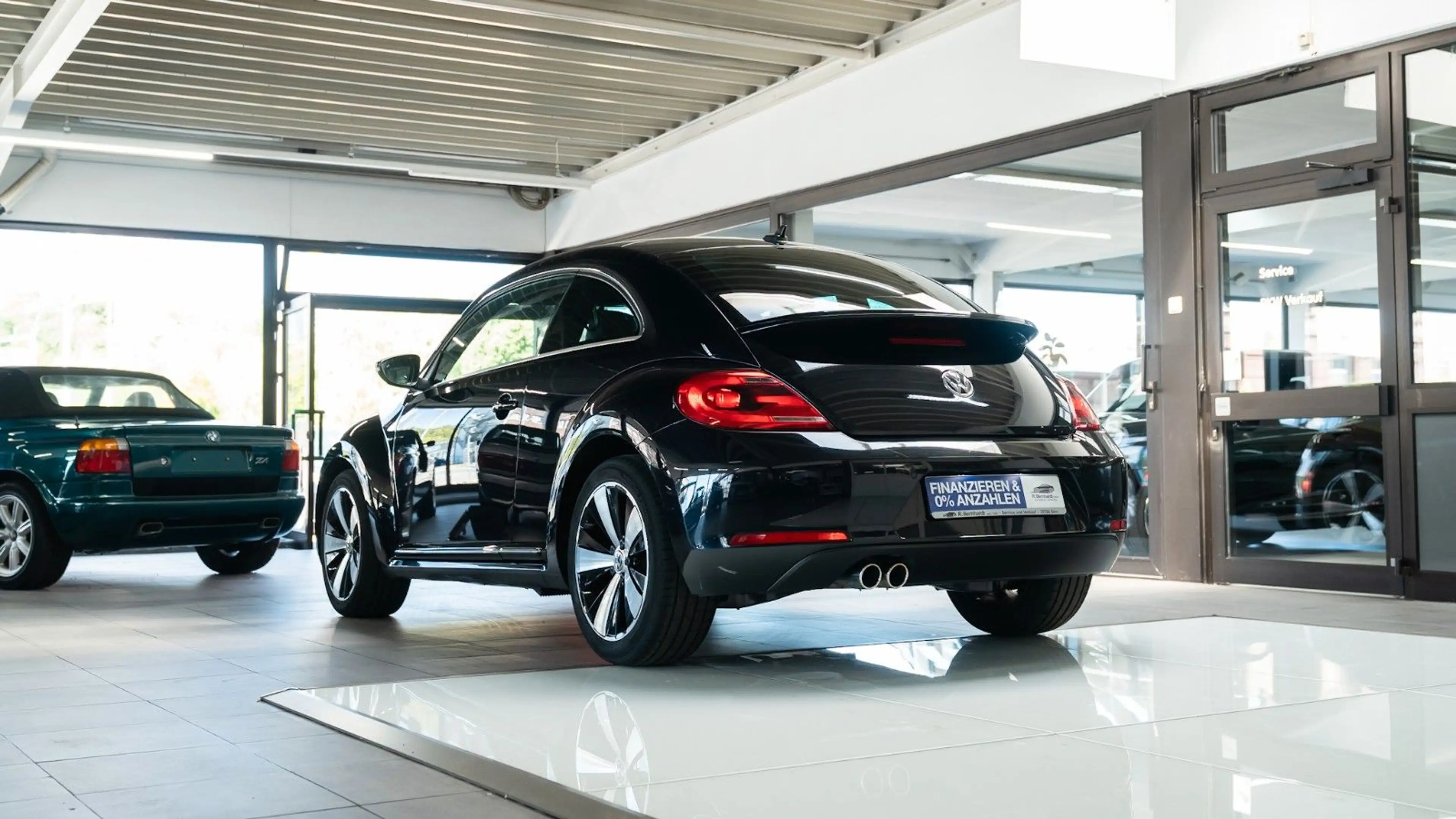 Volkswagen Beetle Lim. Sport BMT PanoDach NAVI uvm. — photo 11