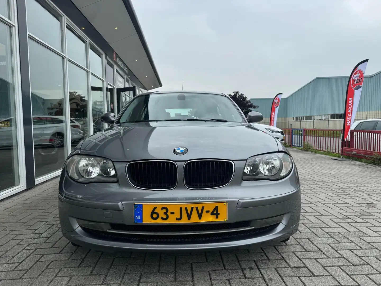 BMW 116 1-serie 116i Business Line|Cruise|Navi|Airco|NAP| Grijs - 2