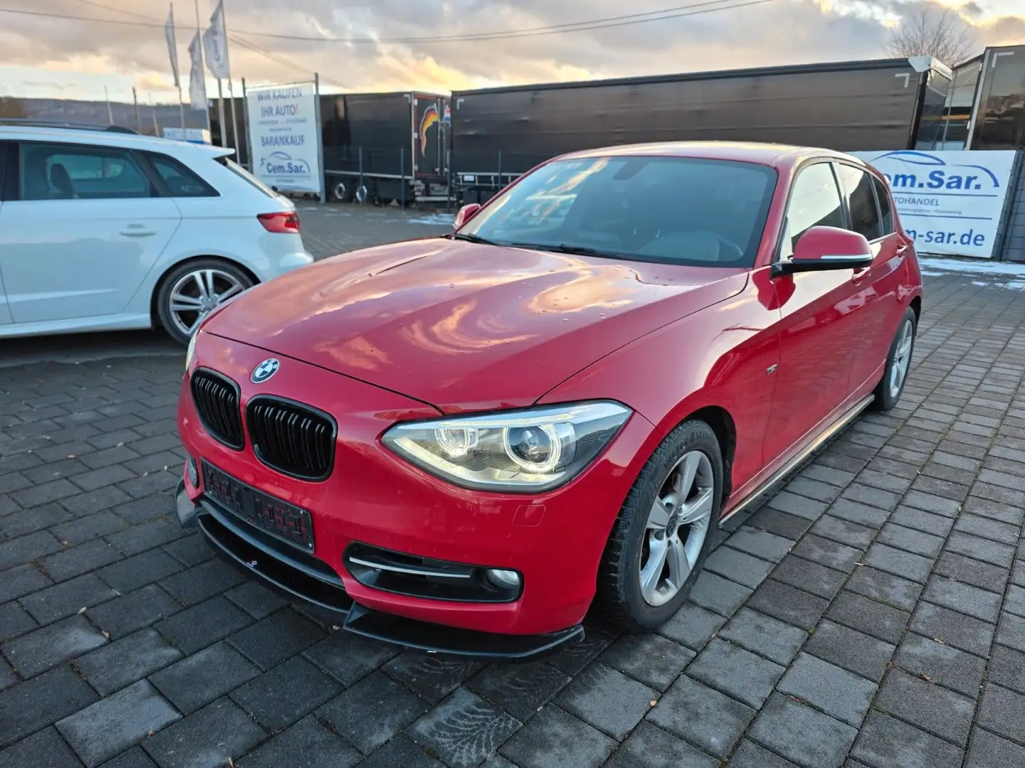 BMW 118 i Sport *Alu-Felgen*TÜV-07/2027*Parktronic*+ Rot - 1