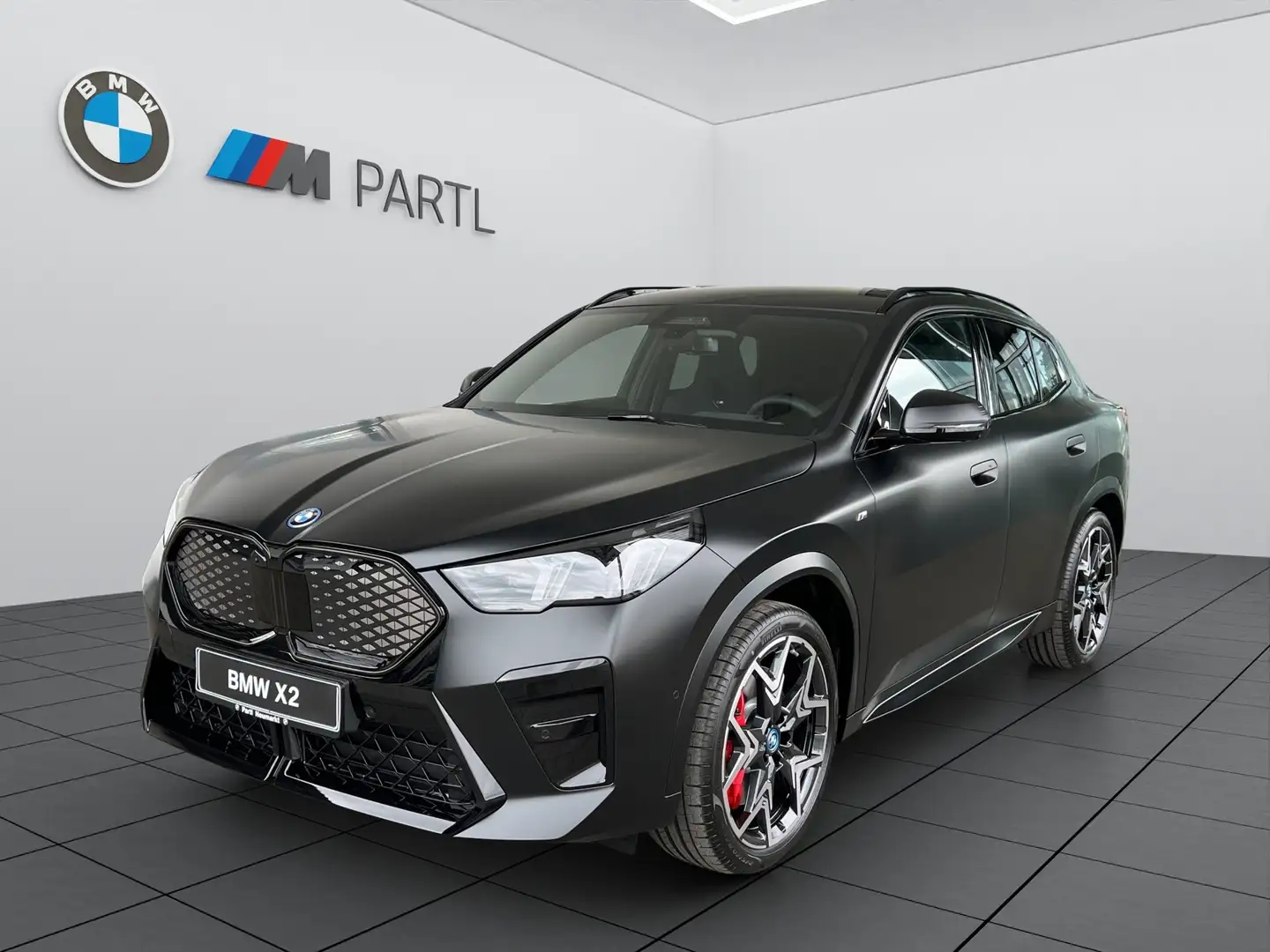 BMW iX2 xDrive30 M-Sport-Pro NAVI LED ACC 360° PANO Negru - 1