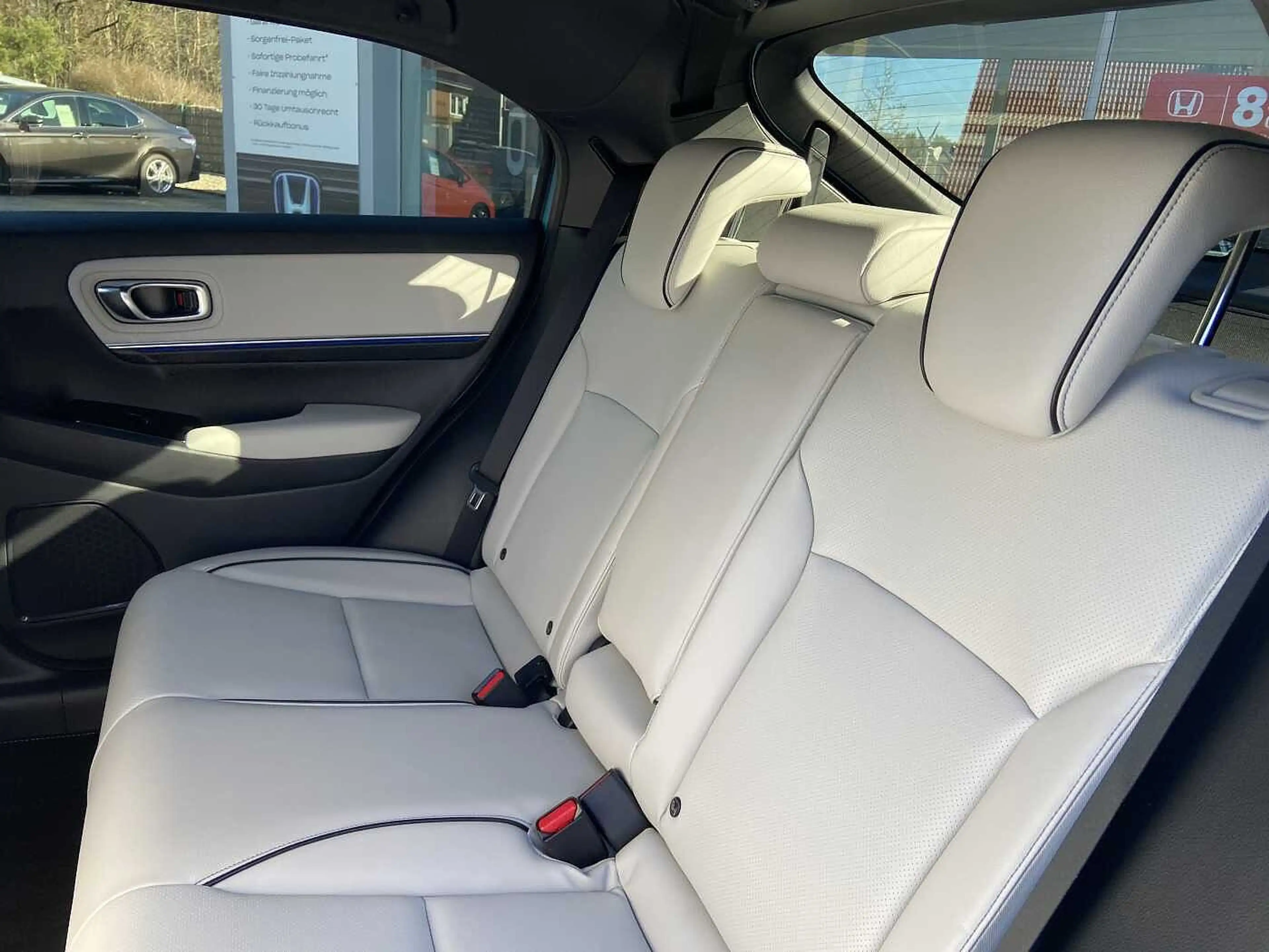 Honda e:Ny1 Advance-Paket / Power Charger S inkl. — photo 12