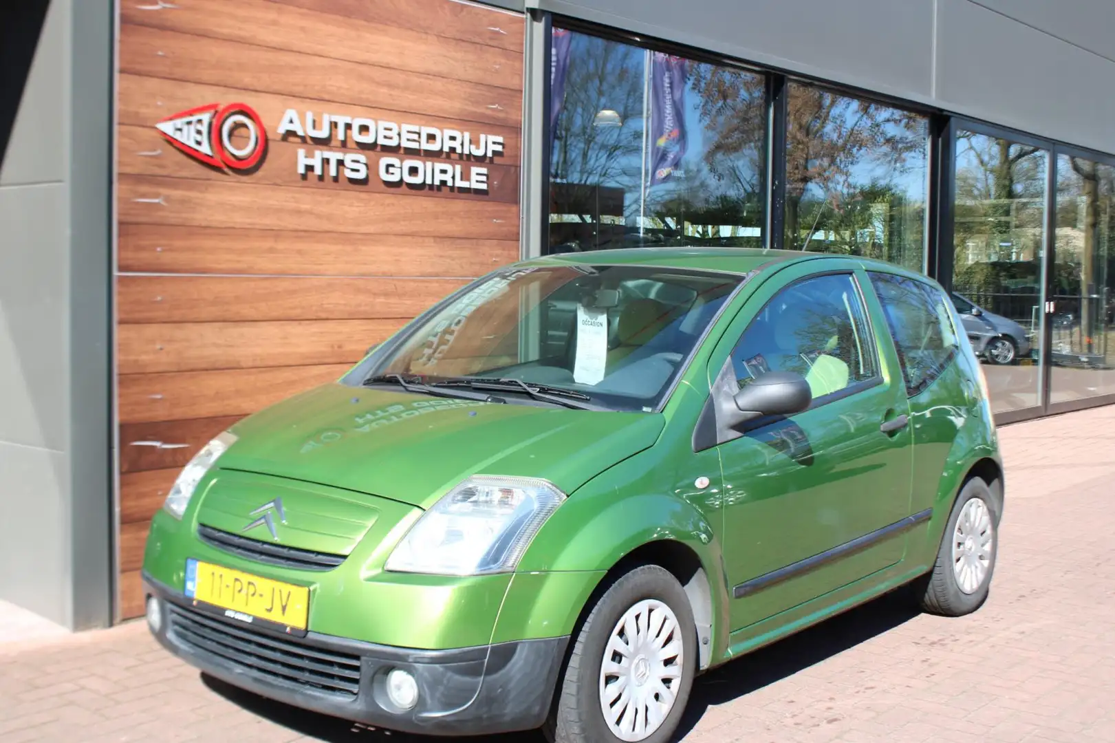 Citroen C2 1.1i Ligne Prestige Verde - 1