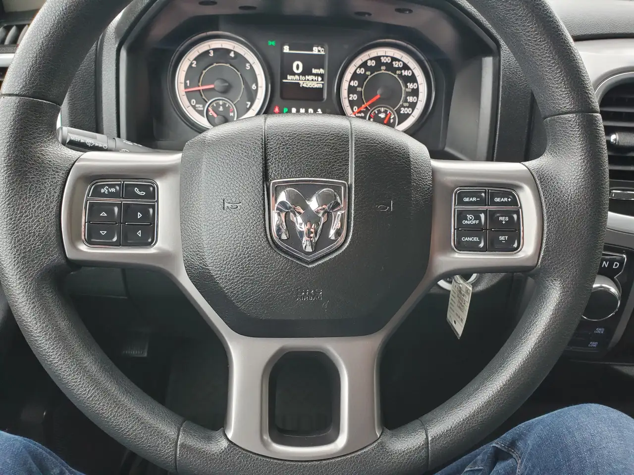 RAM 1500 снимка RAM 1500