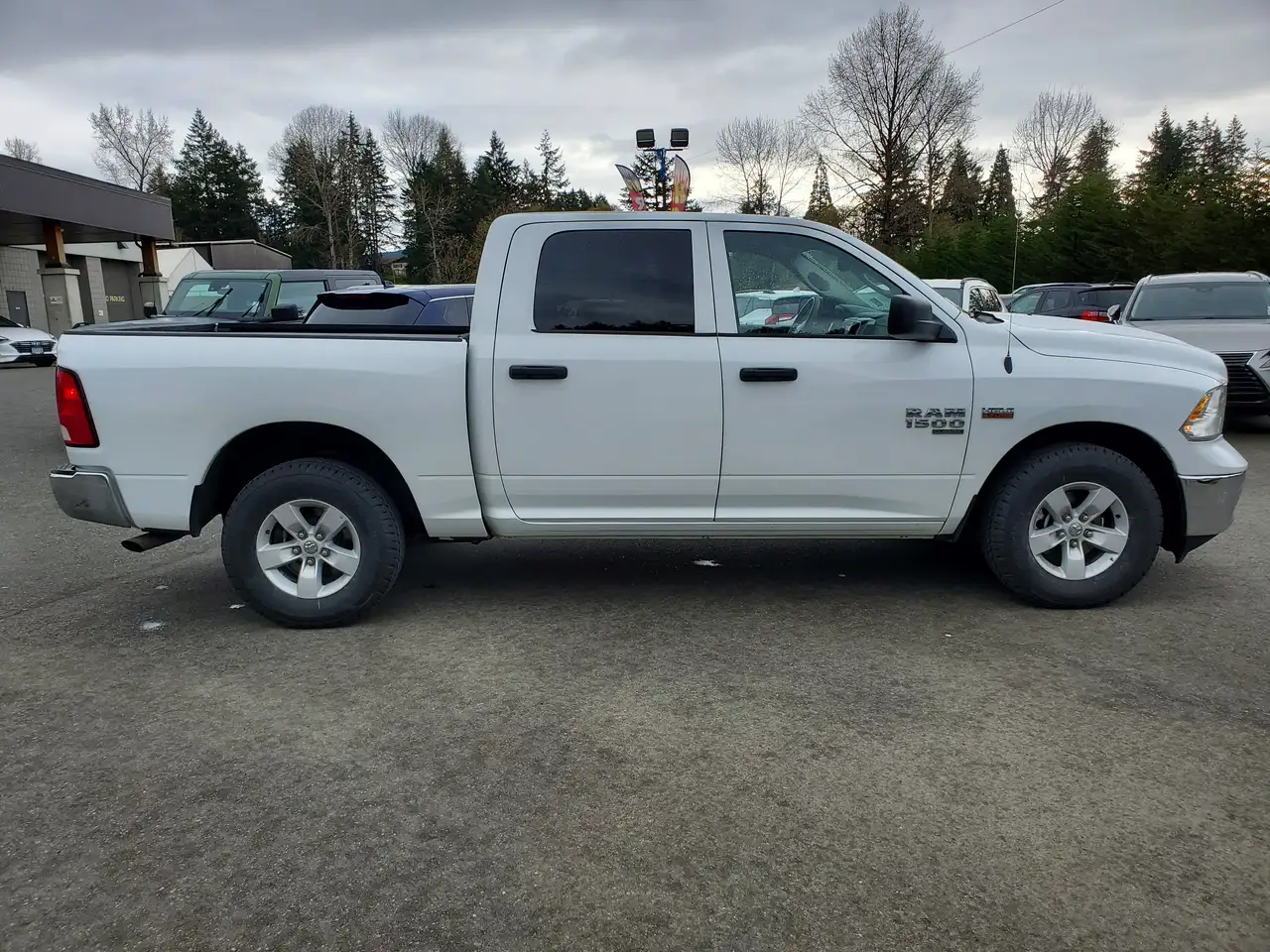 RAM 1500 снимка RAM 1500