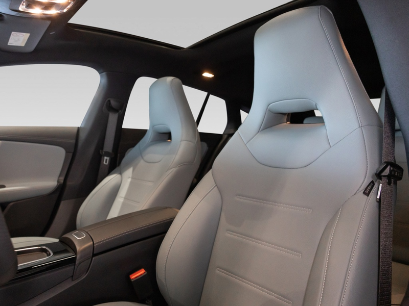 Mercedes-Benz CLA 250 4M SB , AMG NIGHT KAMERA PANO SPUR PDC — photo 8